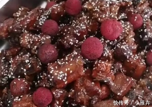 学校食堂阿姨出“狠招”,推出5款新菜,同学们:愿做一个小胖子