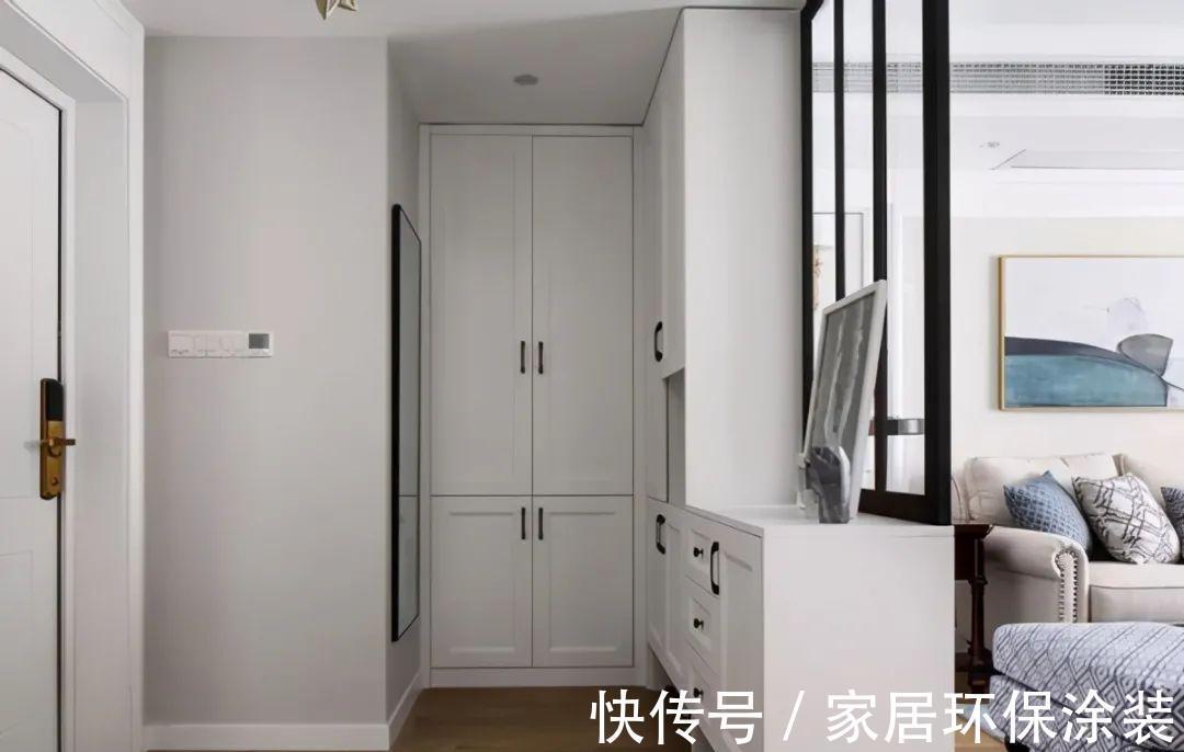 收纳|小户型巧用柜子做隔断，一室两用，颜值暴增，通透还耐用