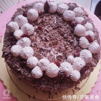 吃对黑森林蛋糕，每一口都是极致享受