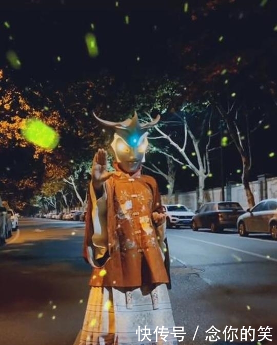 现场|COSPLAY日常“翻车”现场,祢豆子壮到没朋友,奥特曼也爱中国风