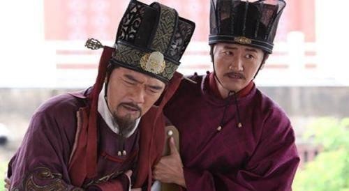 皇帝|不要太拿自己当回事!宠臣自不量力管皇帝家事,最终被折磨而死