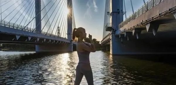 近视|坚持跑步的好处有哪些?科学跑步,要注意什么?现在就逐个分析