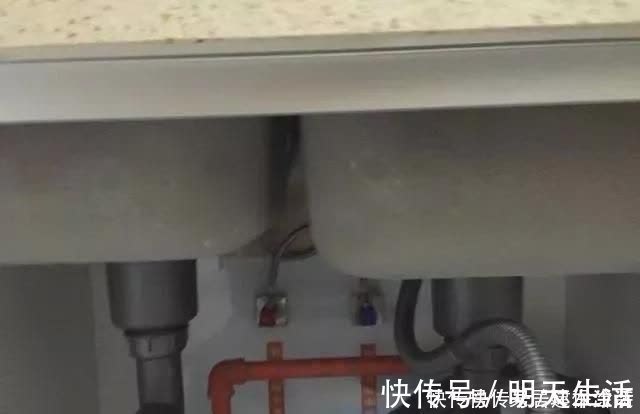 邻居|老公在厨房装了个隔板,邻居看后纷纷效仿