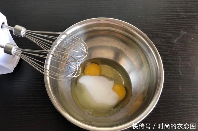 蛋糕|自用海绵蛋糕配方大公开,全蛋打发零失败,如戚风蛋糕般柔软绵密