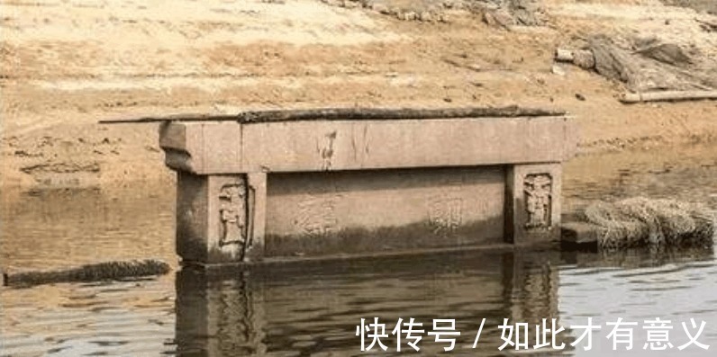 硝石镇|水库放水, 一座神秘古佛浮出水面, 水下还有一个古镇!