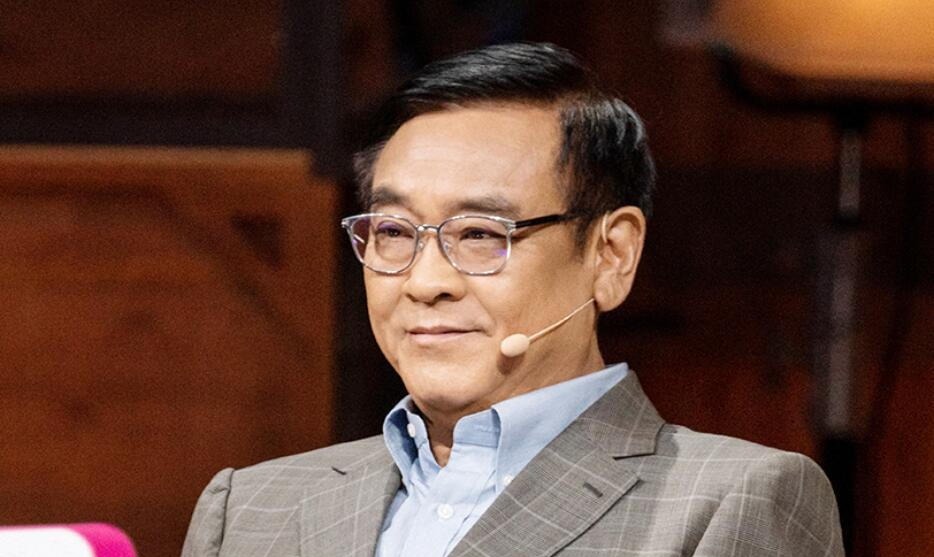 郭敬明|尔冬升郭敬明赵薇是来当导师的,陈凯歌却是来当导演的,太会玩了