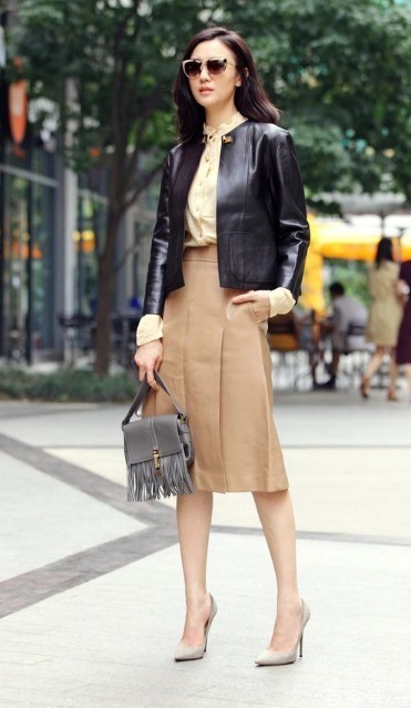 街拍五官精致,身材完美,大多数男人是不是都喜欢这样的女孩