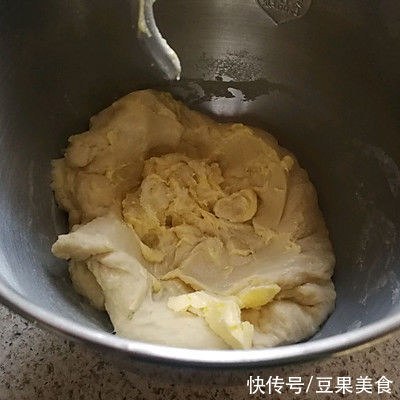 耐高糖酵母粉|3块钱搞定一道豆沙吐司面包，不仅下饭还有有营养