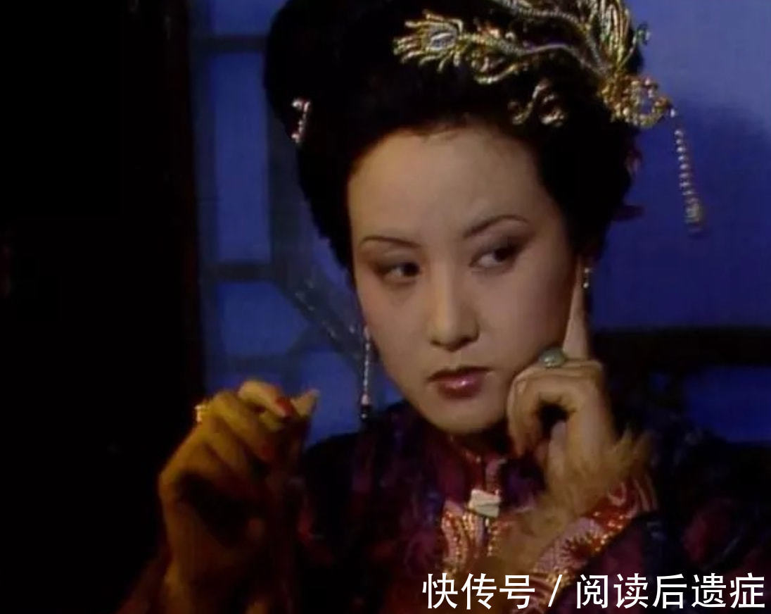 贾琏!为对付尤二姐,王熙凤找尤氏、贾蓉大闹一场,一举几得?