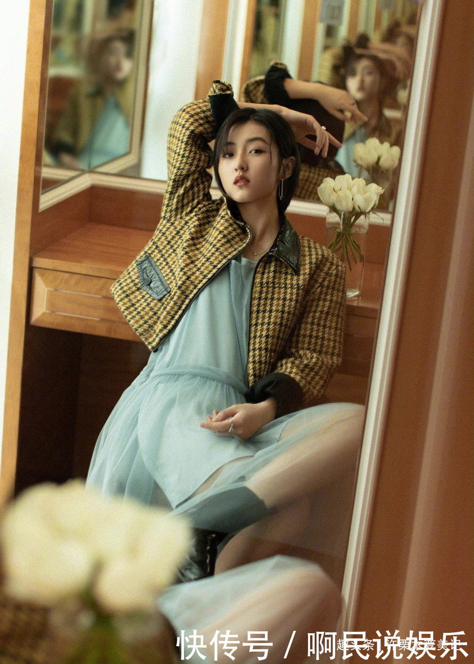 女人不管穿啥，建议少挑这3种“颜色”，显老没气质，被人说邋遢