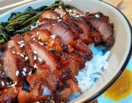 奶奶做“叉烧肉”的秘方,始终用“一碗料”,比烧味店好吃10倍!