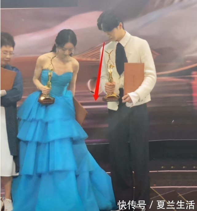 蔡徐坤录节目绅士, 王一博抬杠可爱, 国民度是第一步, 但他走得有点久