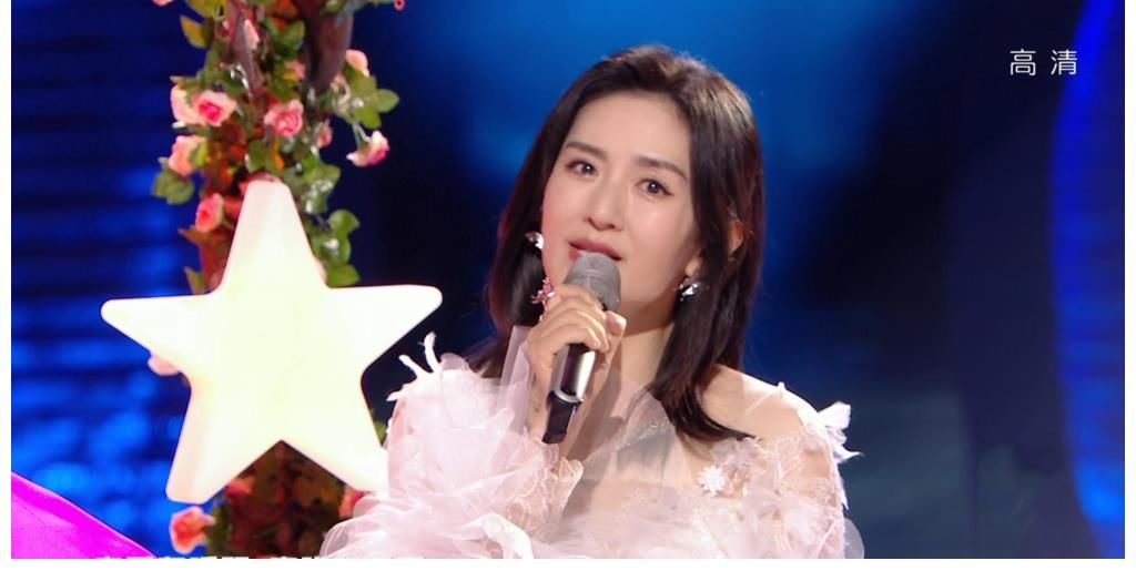 湖南卫视跨年晚会凭借三大“惊喜”与两个“泪点”，夺下收视冠军