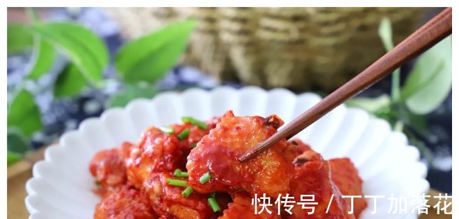 醇香|教你鸡翅的特色做法,醇香浓郁,鲜美嫩滑,比可乐鸡翅好吃10倍!