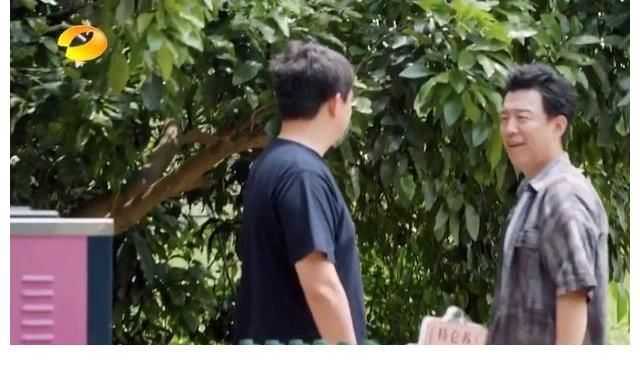 黄渤|《向往的生活》预告套路深，想看黄渤？别高兴太早