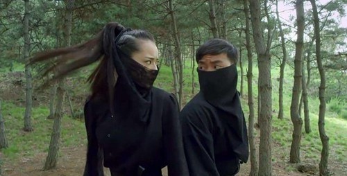 中国|中国第一女飞贼:拜高僧为师,靠轻功绝技飞檐走壁,24岁命丧黄泉