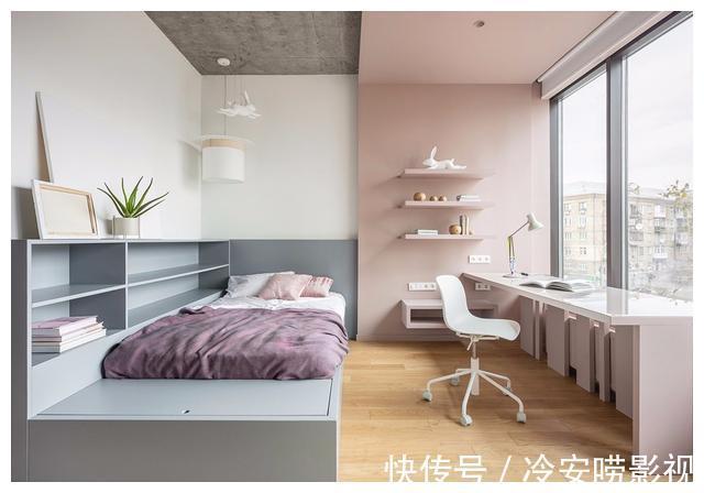 灰衣柜|250㎡，一家五口的梦幻游乐园，极简与色彩的完美碰撞！