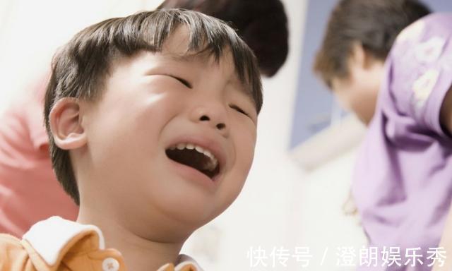 宝宝|宝宝看见陌生人就大哭?这个月龄认生的宝宝,智力发育更优越