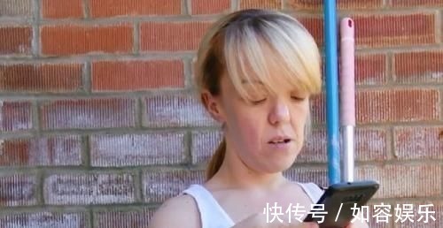 夫妻|侏儒夫妻生下二宝,这段爱情童话证明:世界没有矮人这一说法