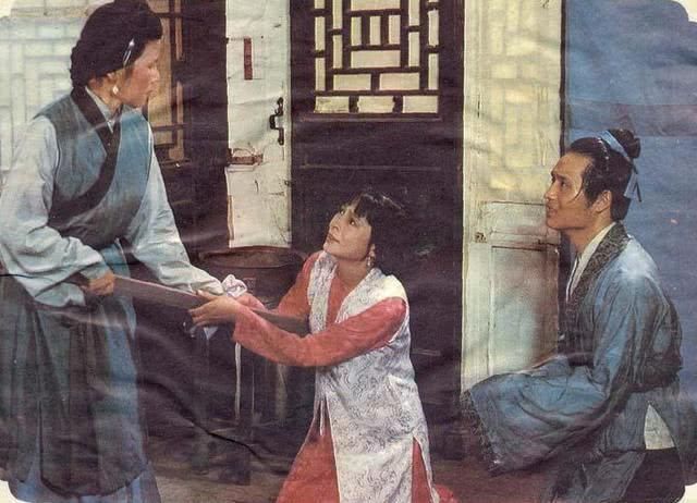 点亮|红楼梦中无处不在的月亮,点亮了故事里的人,留下了记忆中故事