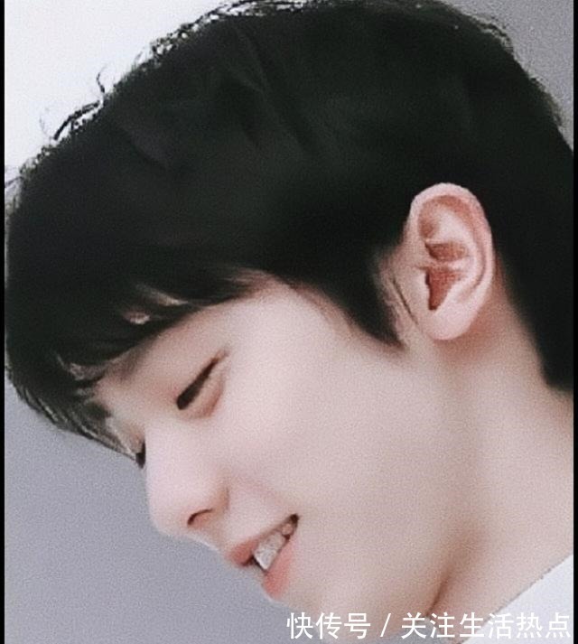 发际线 26岁羽生结弦换的发型告诉我们“心形脸的男士放弃刘海更英气”!