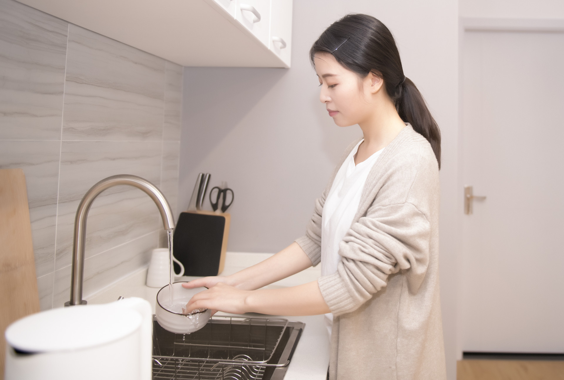 王伟豪|因我不孕丈夫在外生子后离婚,孩子生病他去检查却发现血型对不上