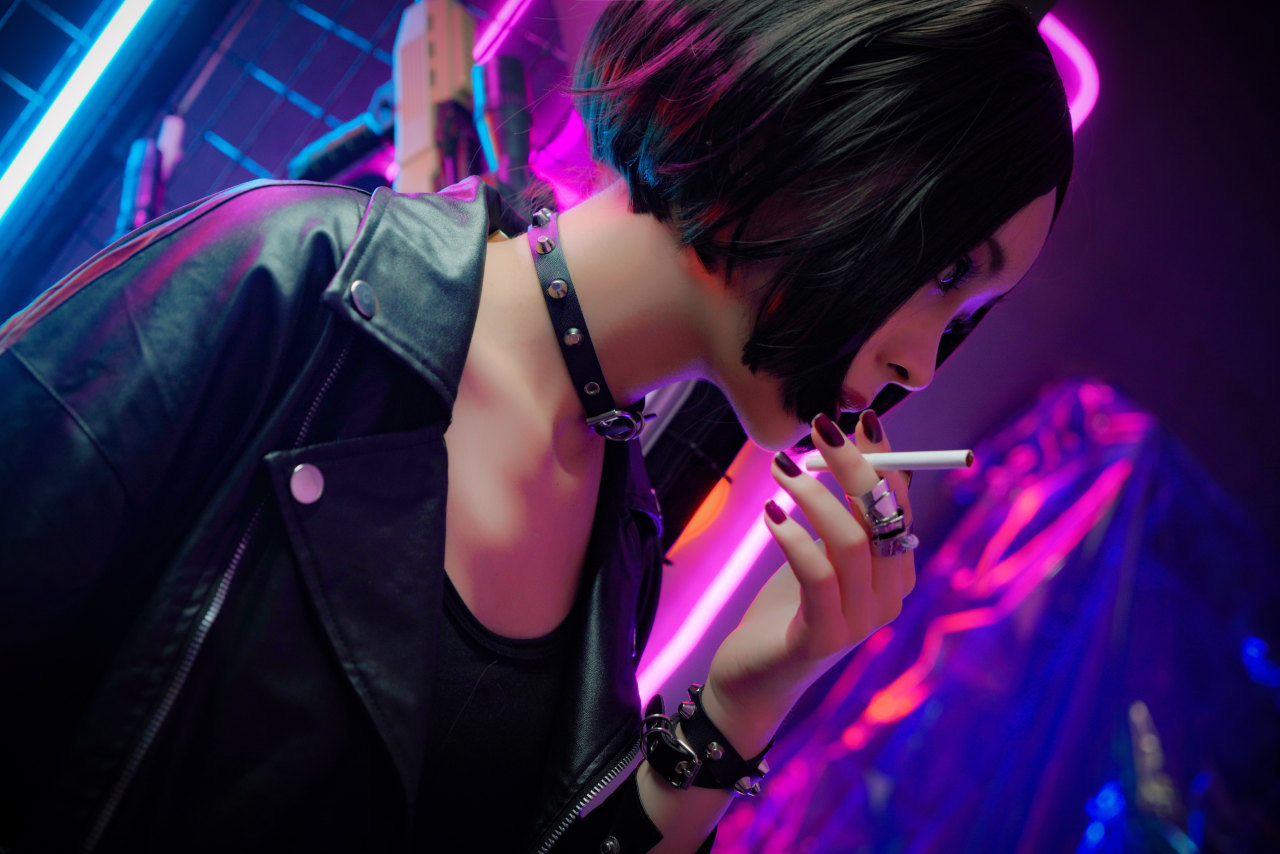 冷酷|cos:NANA大崎娜娜,展现经典冷酷气质