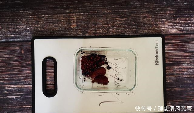 女人不论有多忙,坚持每天喝一碗它,延缓衰老,30岁仍是少女脸
