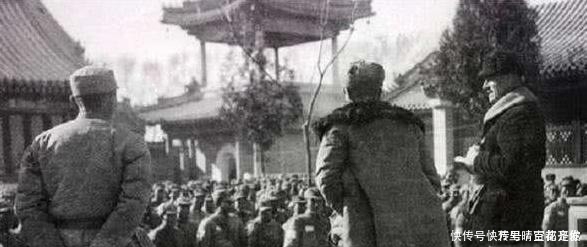 作战|刚开完军事会议,八路军作战计划就遭泄露,司令员大怒,掏出手枪