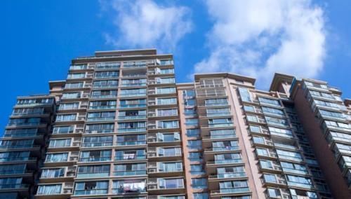 私密性|“1梯2户”和“2梯4户”使用面积竟差这么多!入住才明白就迟了