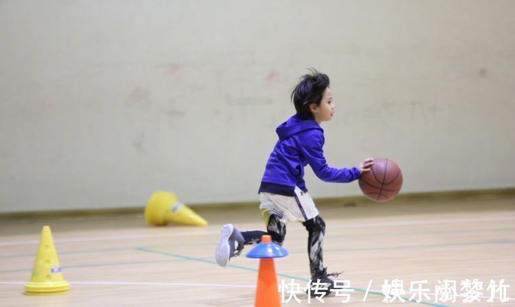 父母|父亲和母亲谁对孩子的身高影响更大?儿子和女儿的身高也会有差别