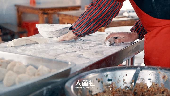开了20多年的煎饺店，路过不停脚算我输！