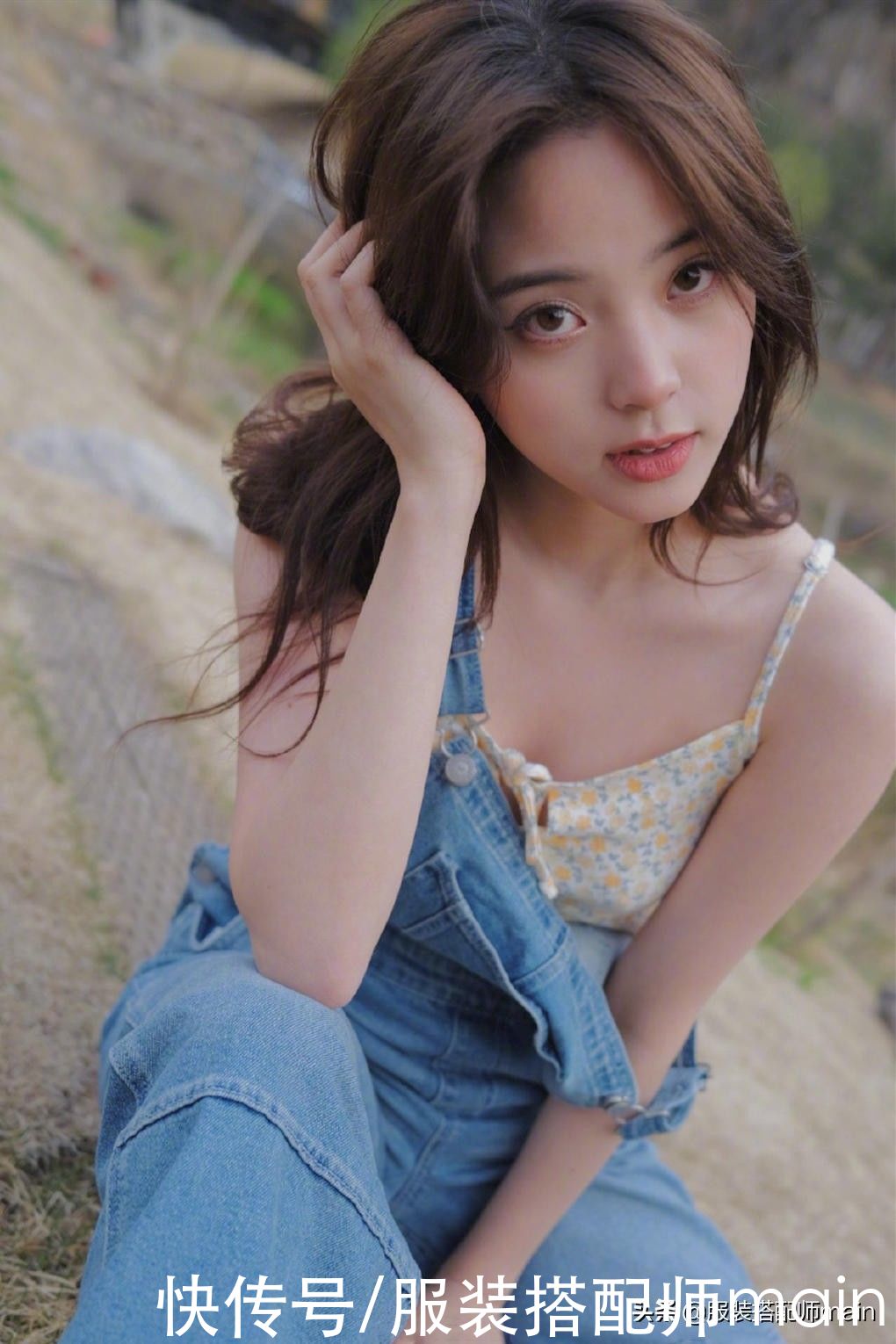 搭配|肉肉女生穿吊带显胖又显壮?那是你没看过这三个搭配思路