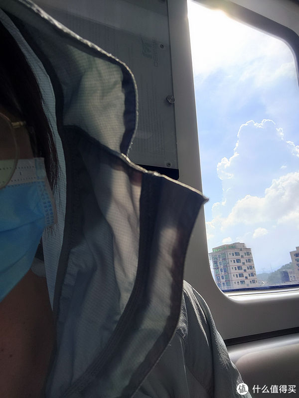 圆角形|夏季防晒让我们来解放双手--解锁蕉内防晒产品