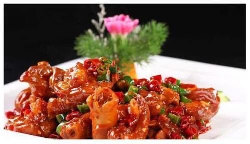  美食优选：香菇炒鸡蛋，上汤粉丝娃娃菜，丝瓜炒鸡蛋，香辣猪蹄的做法