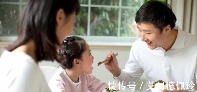 相处|孩子这3种表现暗示情商低,想要孩子成才,就要及时帮他纠正