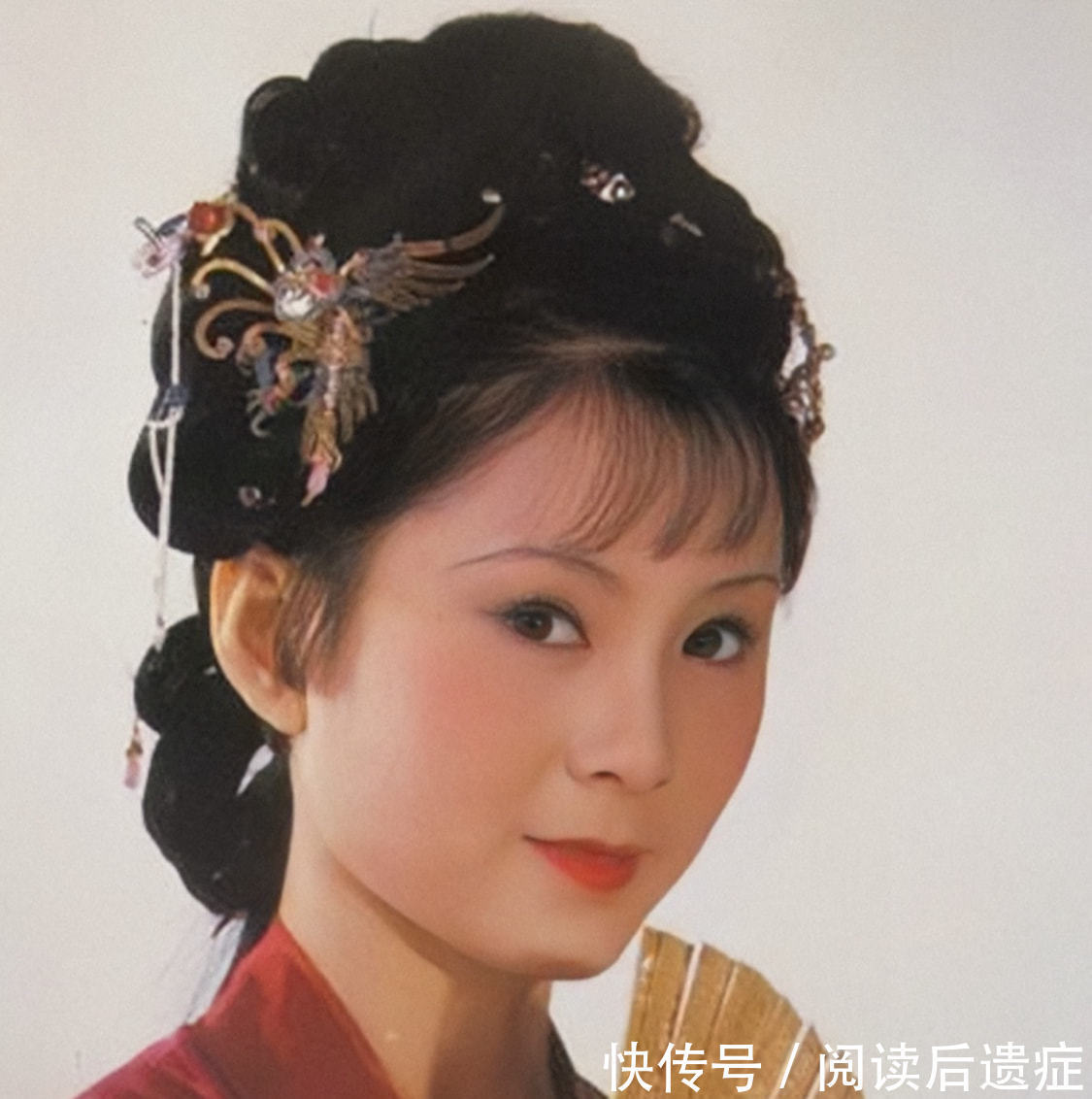 贾宝玉@香菱问宝玉晴雯“什么病”,太天真