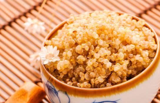 女人|女人不想老太快, 多吃这几种食物, 补充雌激素, 年轻又美丽