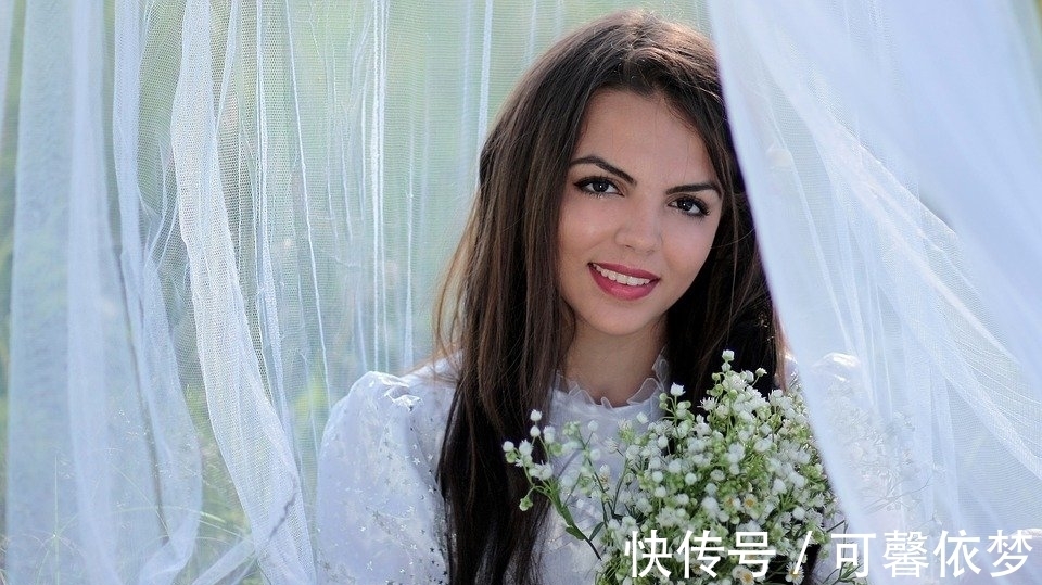 秦观$词牌《满庭芳》,宋朝词人墨客使用的很多,好词句多不多