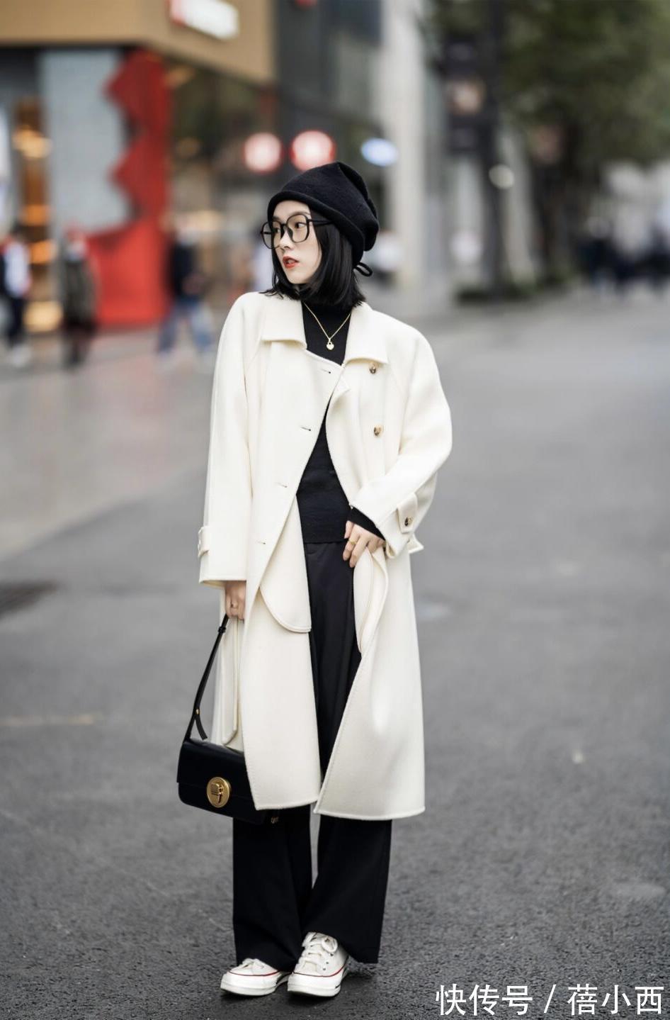 博主|有品味的女人,衣橱里一定有这4件大衣,搭配裤子、半身裙很优雅