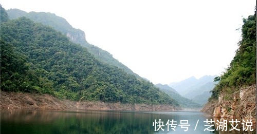 大文豪|王安石为教训苏轼出一上联,看似平淡却成千古绝对,至今仍未对出