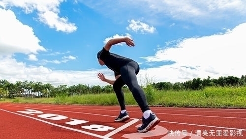 心肺|平时极少锻炼的中年男士,突然跑步你觉得他一气能跑多远