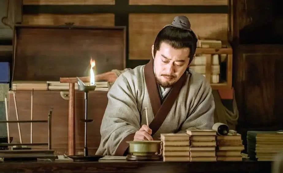 竟是|千古名臣范仲淹竟是“自费生”,他每月有多少生活费?