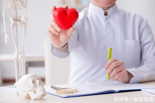 中老年人|比油盐还伤血管,世卫组织已呼吁停止食用,高血压人群尽量少碰