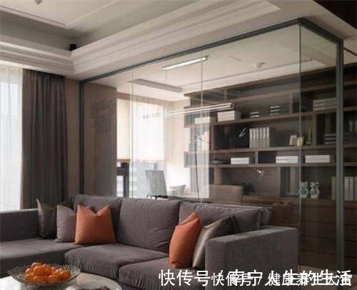 冀仕丰|在客厅挤出一个书房,可能是许多家庭不得不的选择!