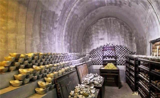 清政府|曾国藩一个月工资不到3000元,清朝当真就这么穷?答案让人想不到