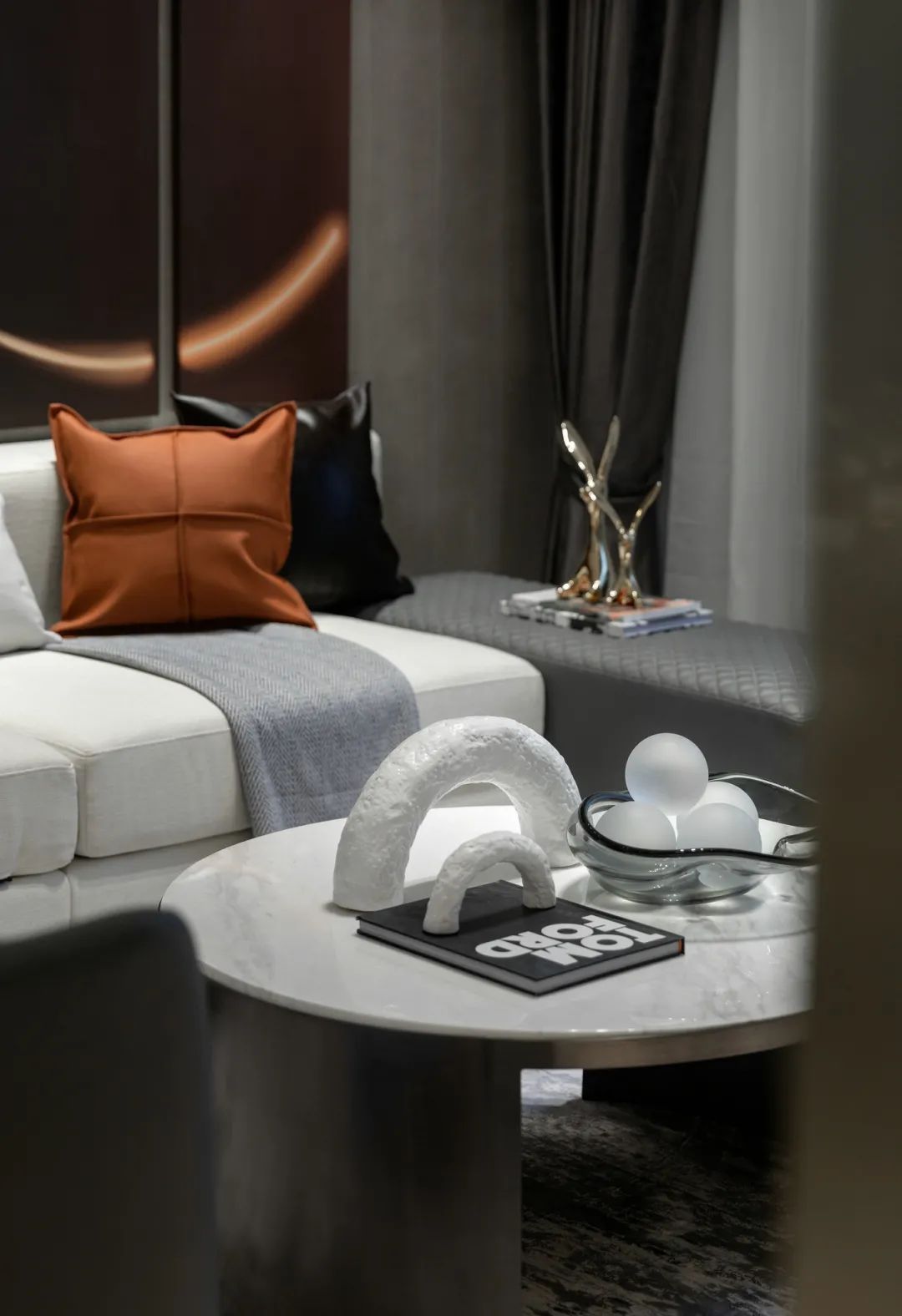 装饰画|100㎡现代轻奢,清淡优雅高级灰,时尚精致好舒适