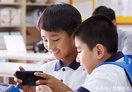 儿子|儿子因沉迷游戏,被爸爸游戏中追杀,儿子大哭我再也不玩了