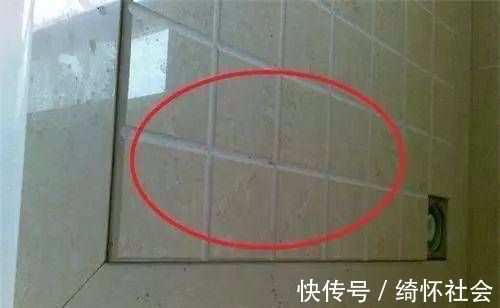 浴室|越来越多人不在浴室贴瓷砖了,现在流行这么弄,省钱好看还实用