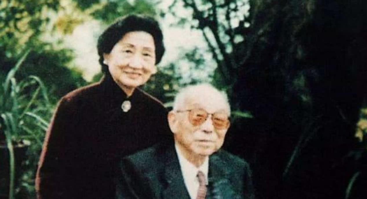 美国|张学良晚年重获自由，立刻前往美国看望蒋士云，一起住了三个月